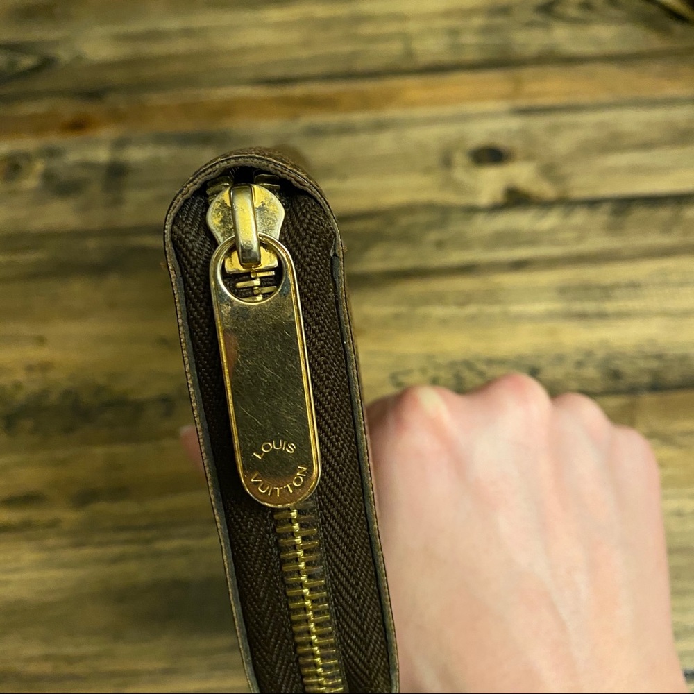 Louis Vuitton Zippy Wallet - Picture 4 of 8